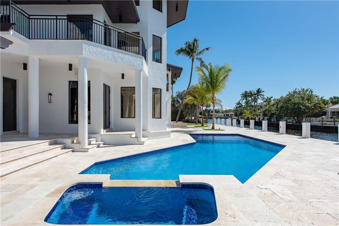 Bay Colony Sec Of The - Residential