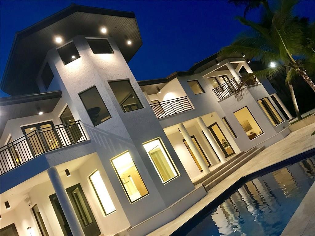 Bay Colony Sec Of The - Residential