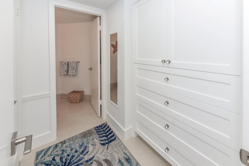 LA PALMA CONDO - Residential Lease