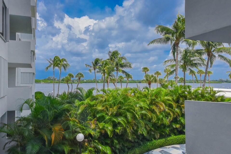 LA PALMA CONDO - Residential Lease