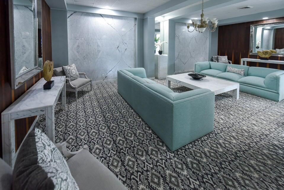 LA PALMA CONDO - Residential Lease