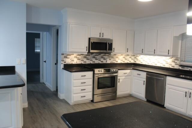 NORTH LAKE WORTH - Residential