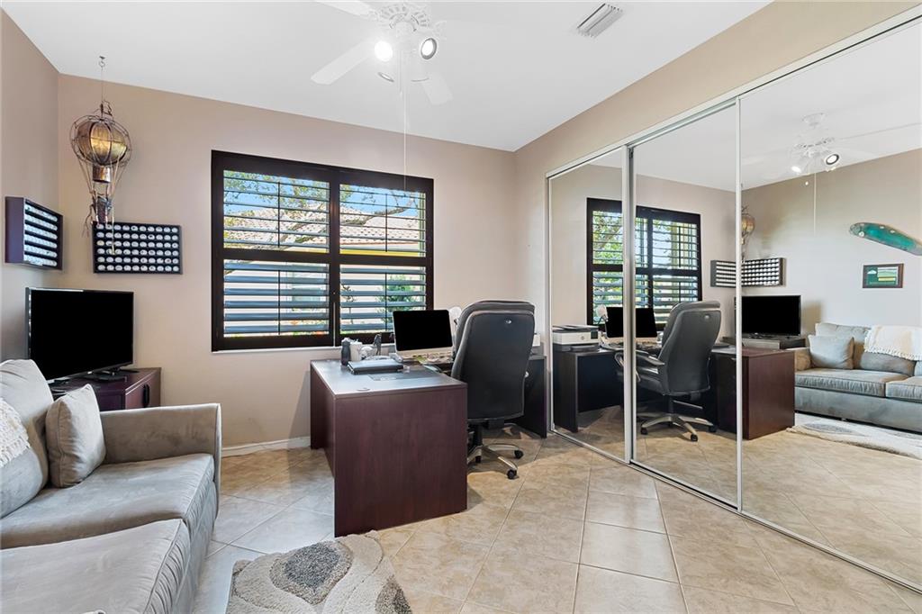 VENETIAN ISLES - Residential