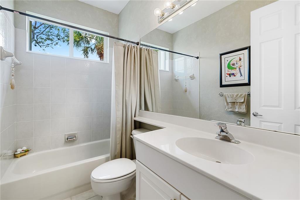 VENETIAN ISLES - Residential