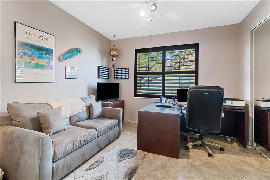 VENETIAN ISLES - Residential