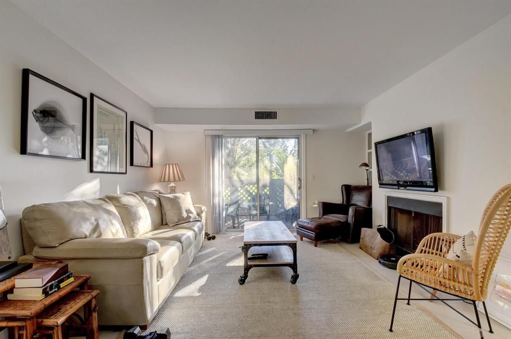 Photo of 5080 Heatherhill 3107 Lane #3107, Boca Raton, FL 33486 (MLS # R10763810)