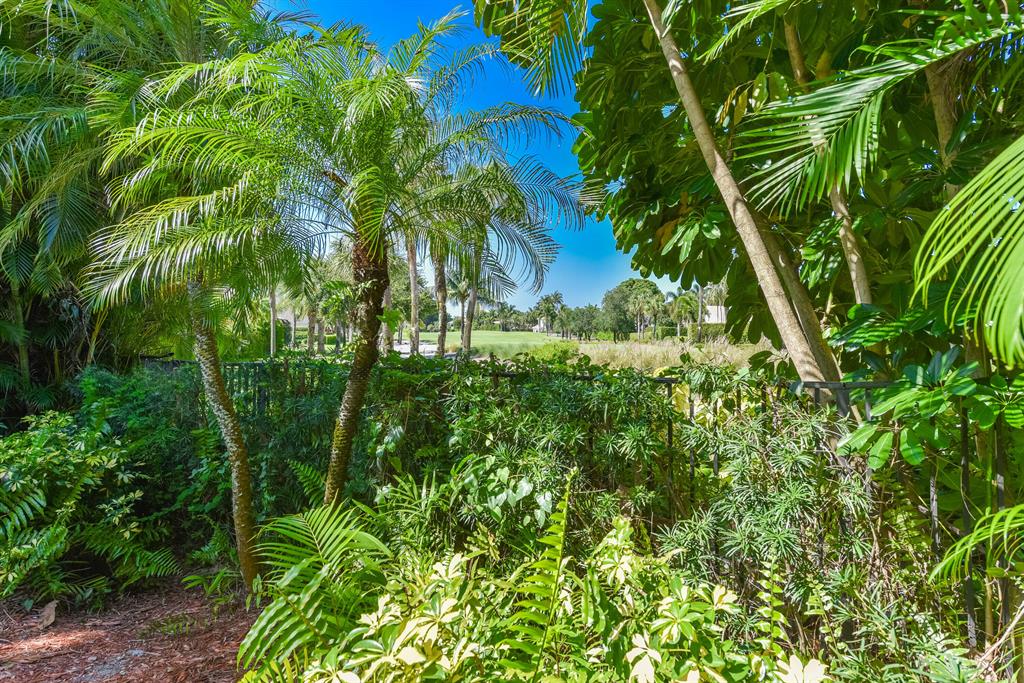 ST ANDREWS COUNTRY CLUB - Residential