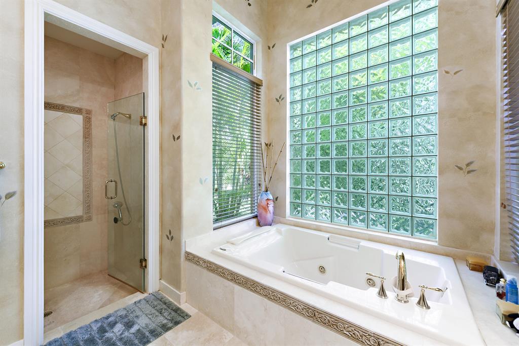 ST ANDREWS COUNTRY CLUB - Residential