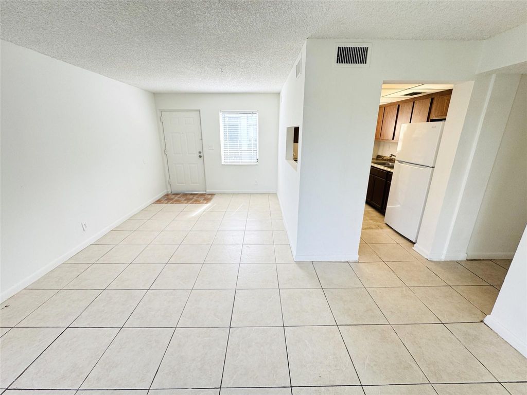 Photo of 2000 N Congress Avenue #402, West Palm Beach, FL 33401 (MLS # F10485293)