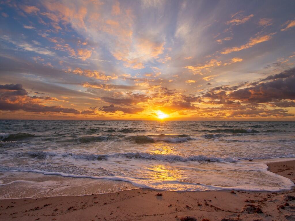 OCEAN CHATEAU OF VERO BEACH - Residential