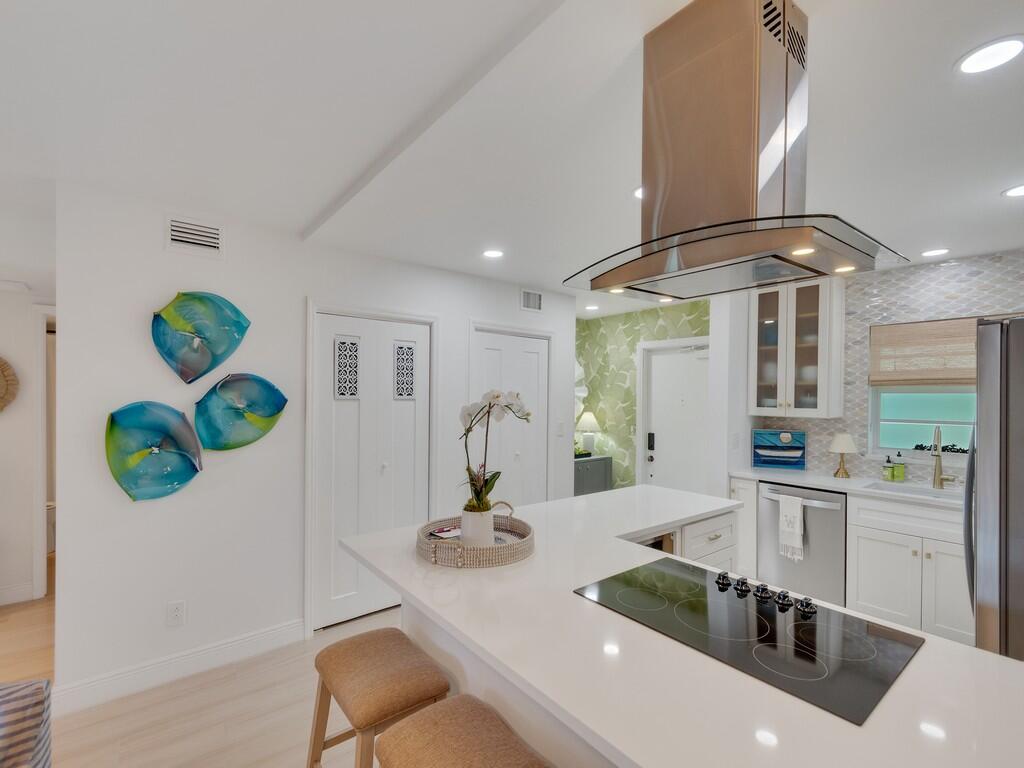 OCEAN CHATEAU OF VERO BEACH - Residential