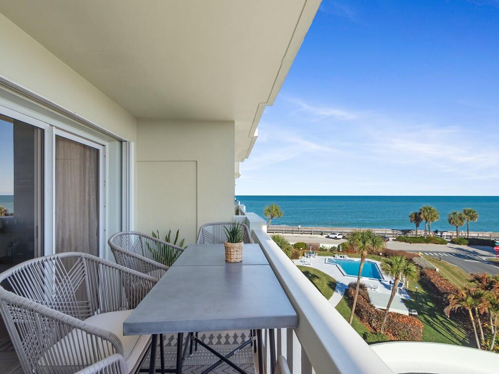 OCEAN CHATEAU OF VERO BEACH - Residential