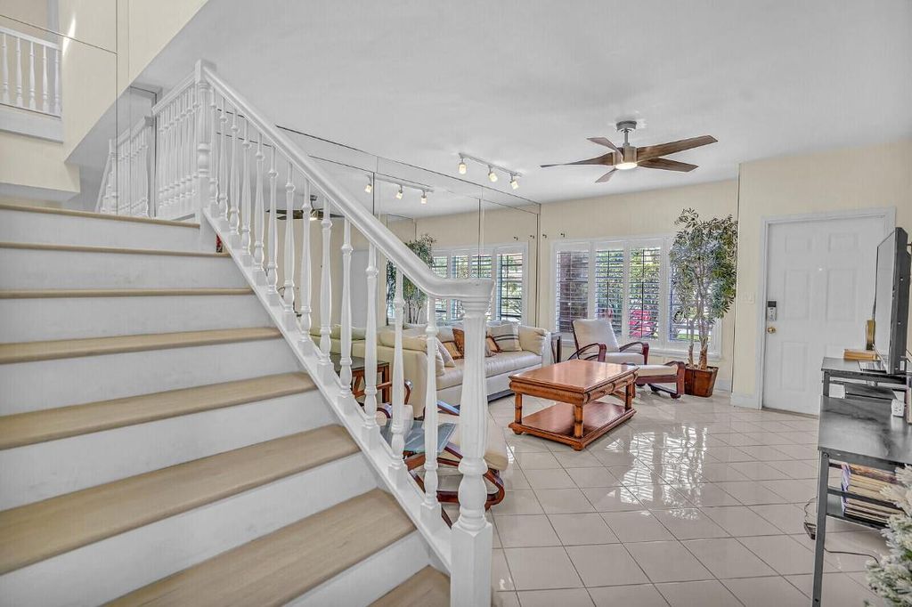 Photo of 584 SE 20th Avenue #2, Deerfield Beach, FL 33441 (MLS # R11130765)