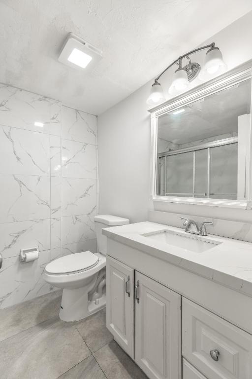 CARRIAGE LIGHT CONDO - Residential