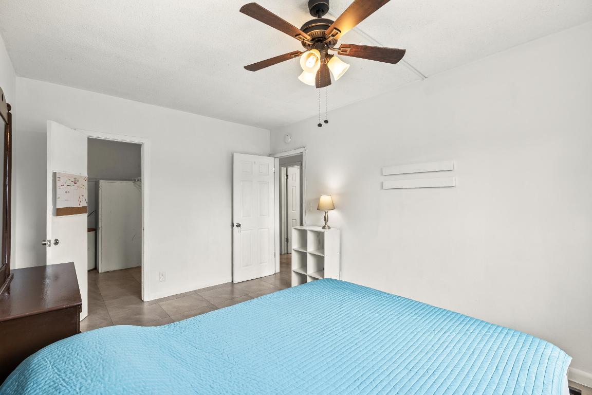 CARRIAGE LIGHT CONDO - Residential