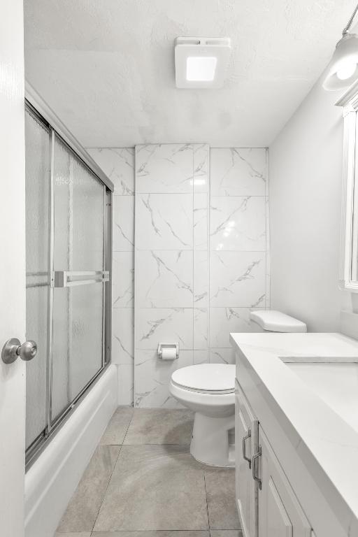 CARRIAGE LIGHT CONDO - Residential