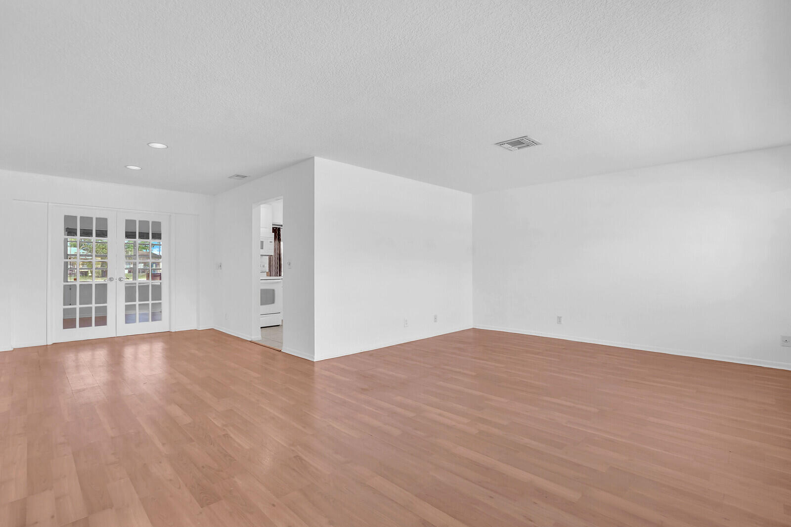 LUCERNE LAKES HOMES VILLAGE II 3RD ADD - Residential