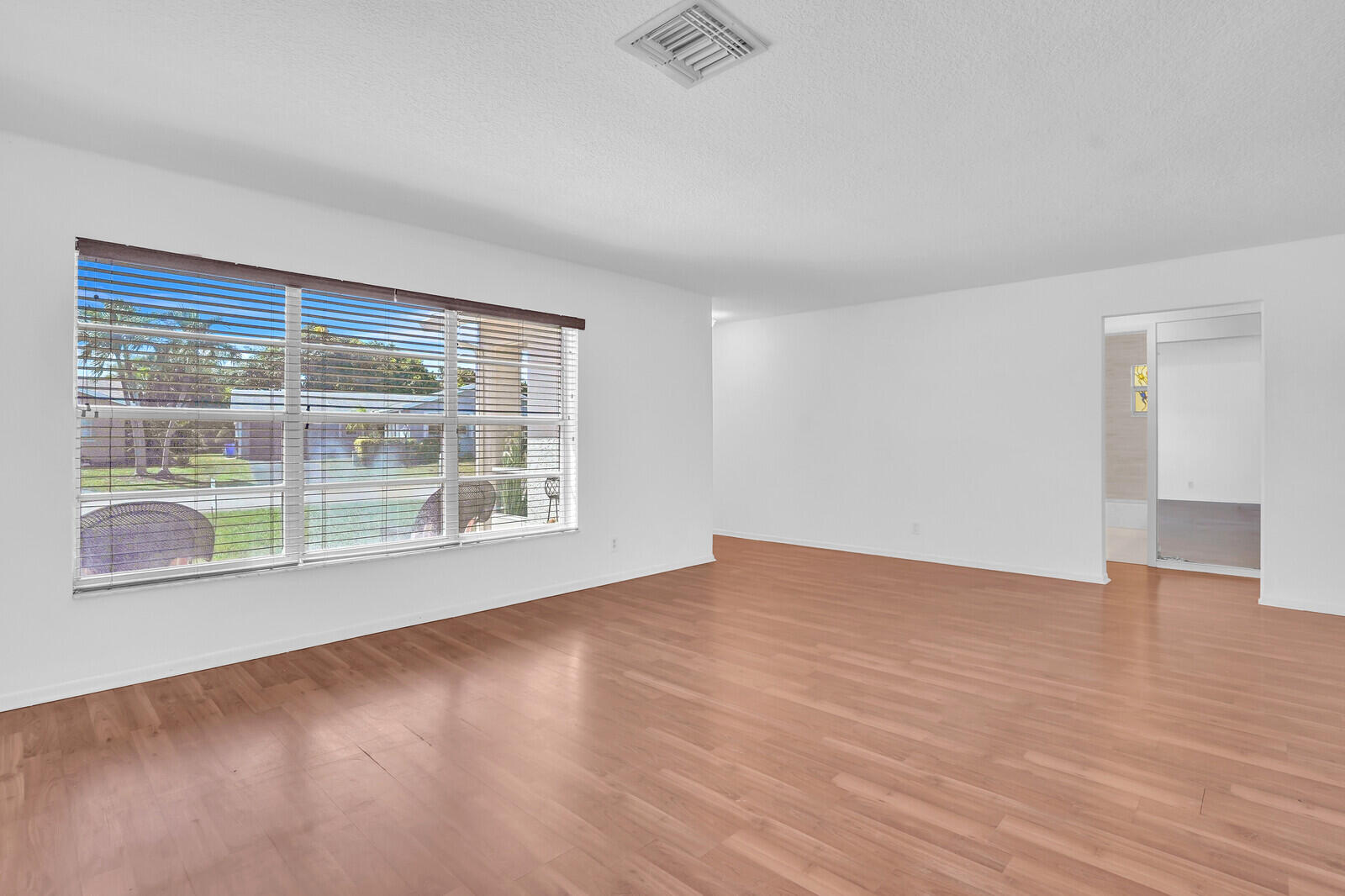 LUCERNE LAKES HOMES VILLAGE II 3RD ADD - Residential