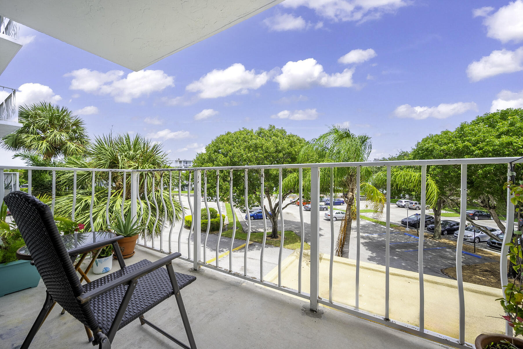 BREAKWATERS OF THE PALM BEACHES CONDO - Residential