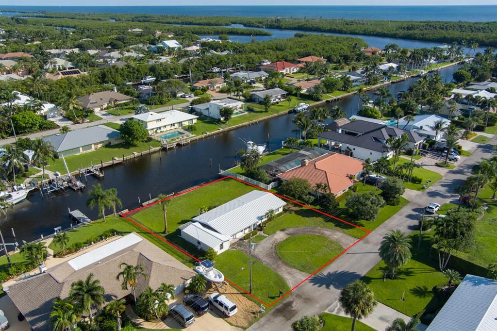 Photo of 8417 SE Coconut Street, Hobe Sound, FL 33455 (MLS # R10748409)