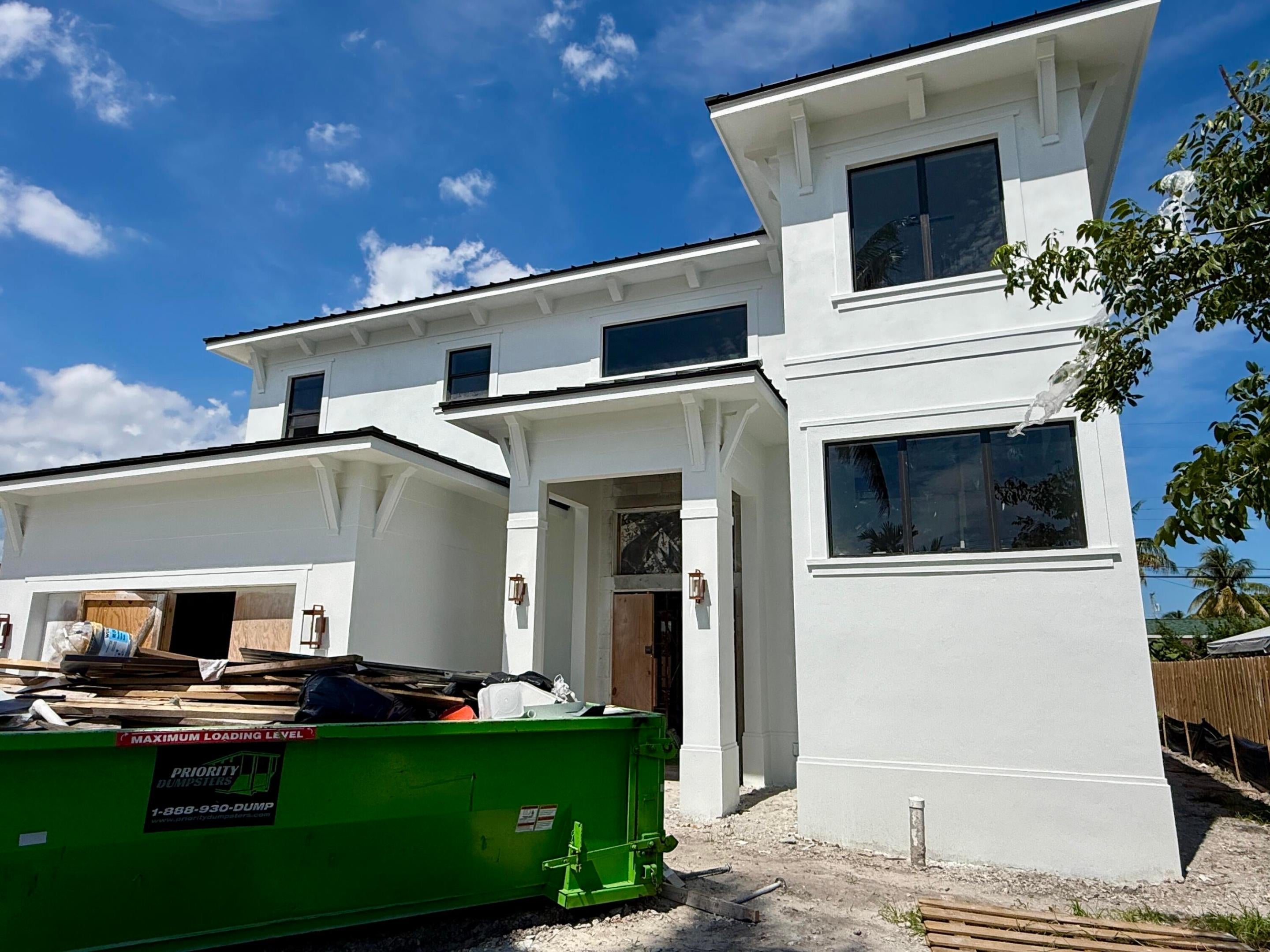 343 LYTLE Street