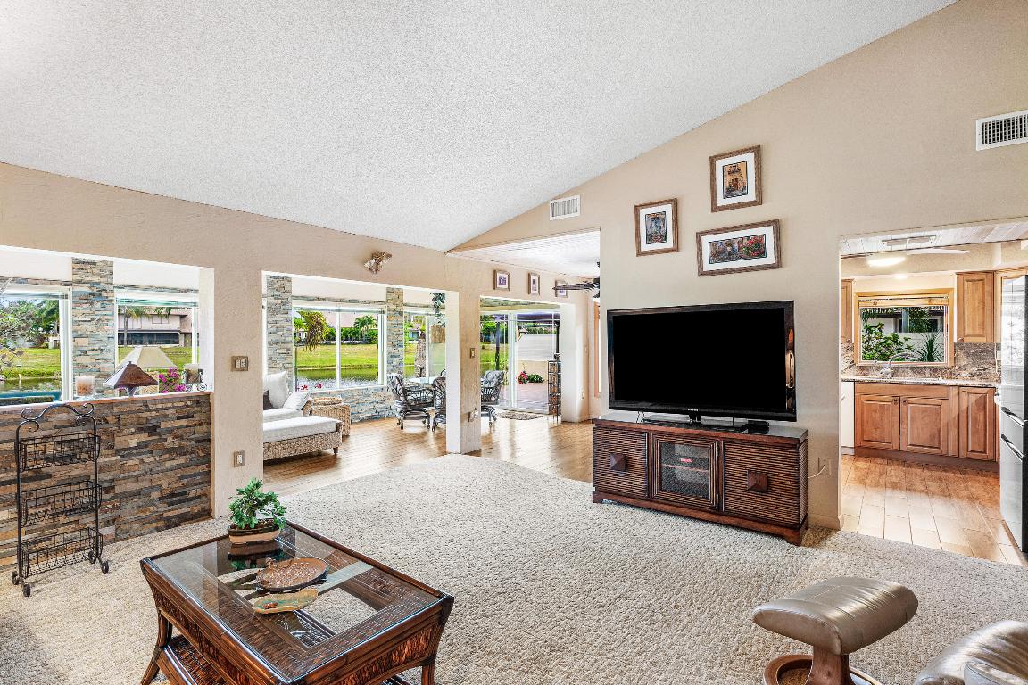 HOMEWOOD LAKES SEC B-1 - Residential