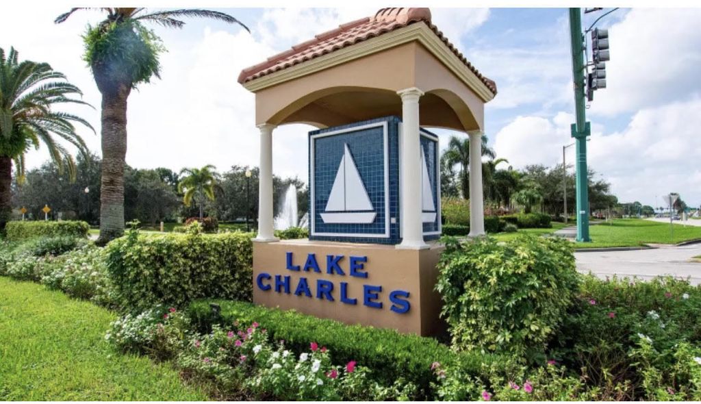 Photo of 1633 SW Harbour Isles Circle #32, Port Saint Lucie, FL 34986 (MLS # R10770674)