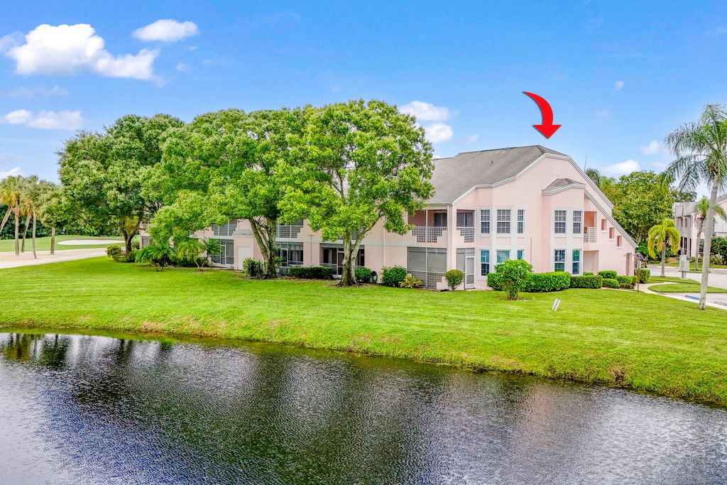 Photo of 302 Muirfield Court #302a, Jupiter, FL 33458 (MLS # R11028200)