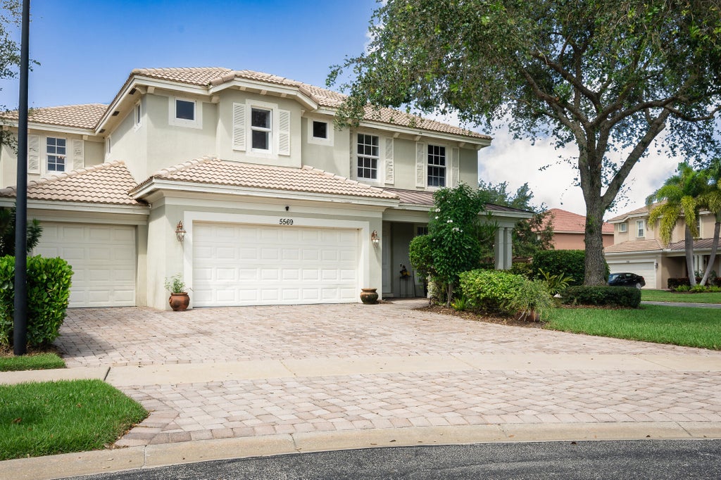 Photo of 5569 SE Hammock Reserve Terrace, Hobe Sound, FL 33455 (MLS # B26037731)