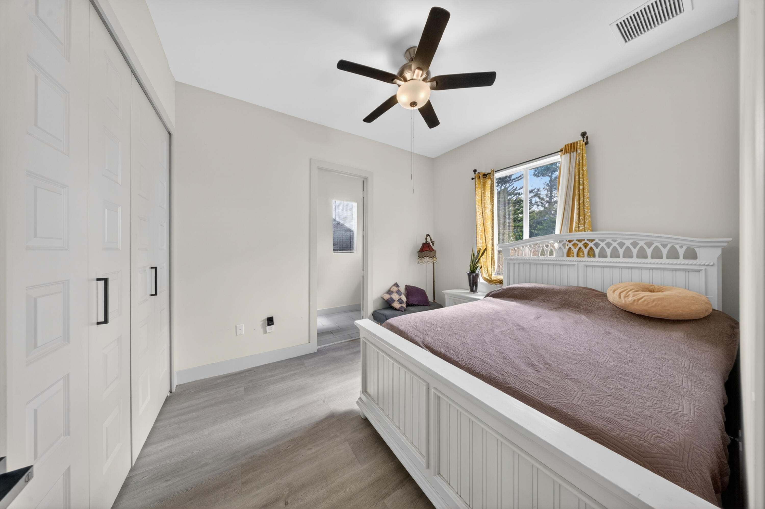 PORT ST LUCIE SECTION 8 - Residential