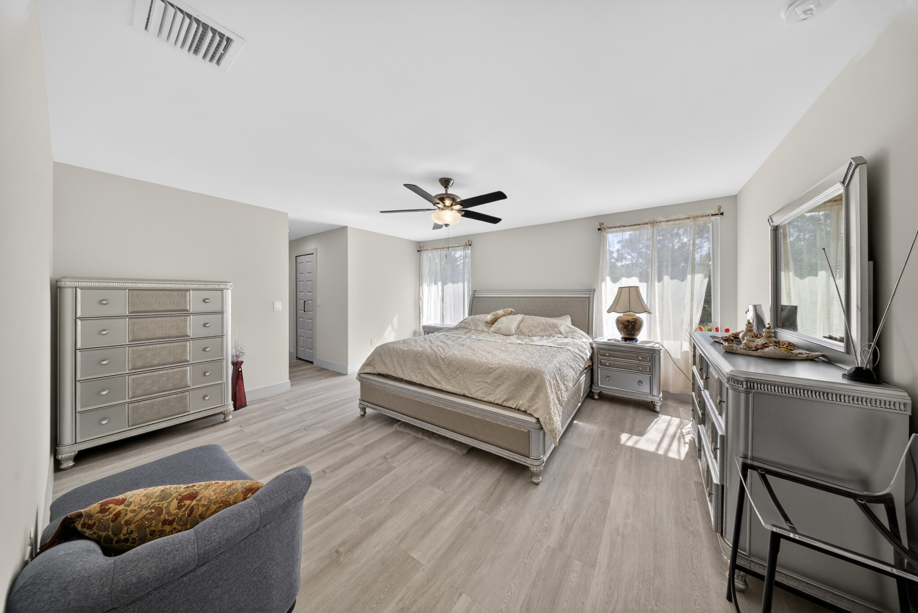 PORT ST LUCIE SECTION 8 - Residential