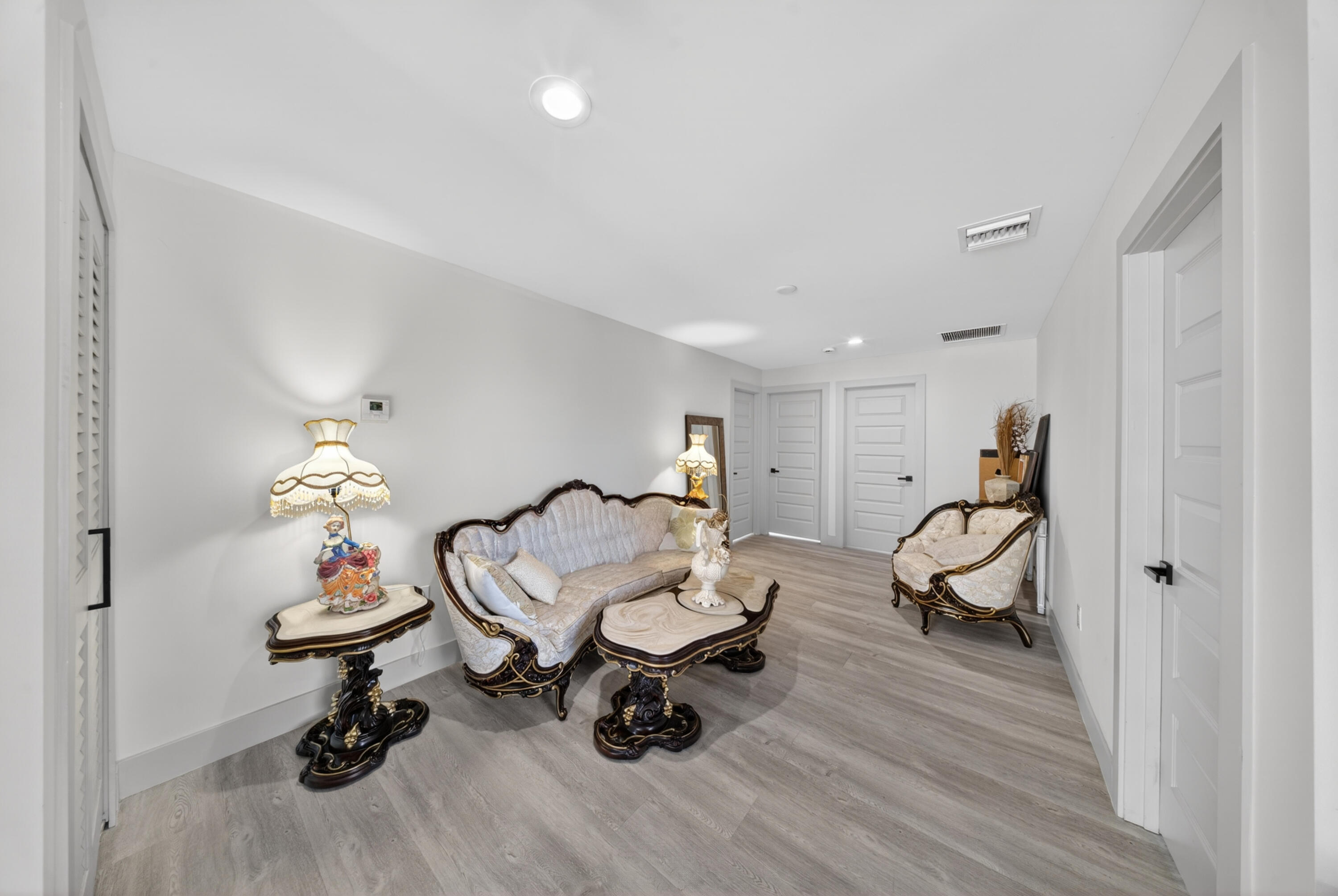 PORT ST LUCIE SECTION 8 - Residential