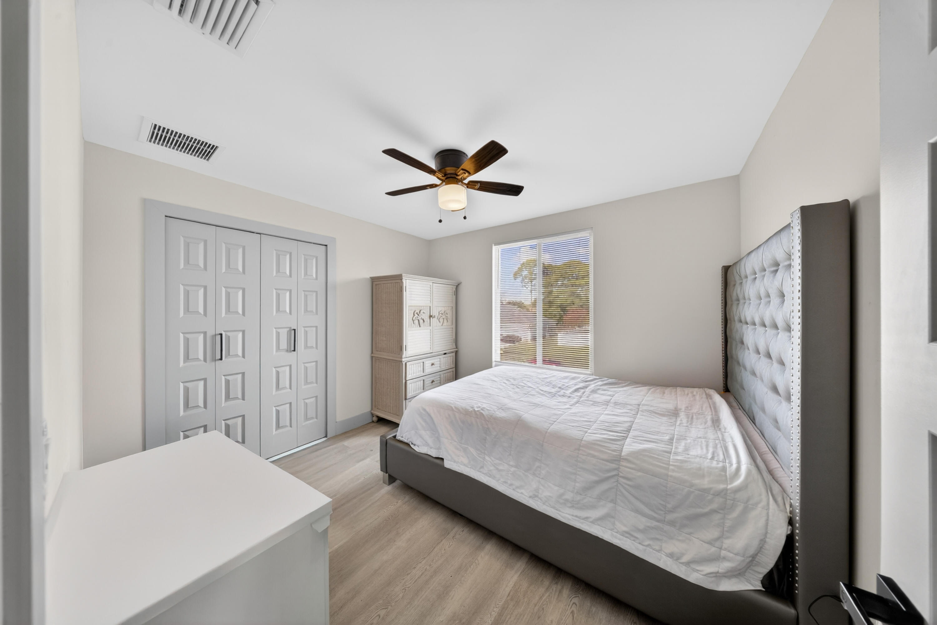 PORT ST LUCIE SECTION 8 - Residential