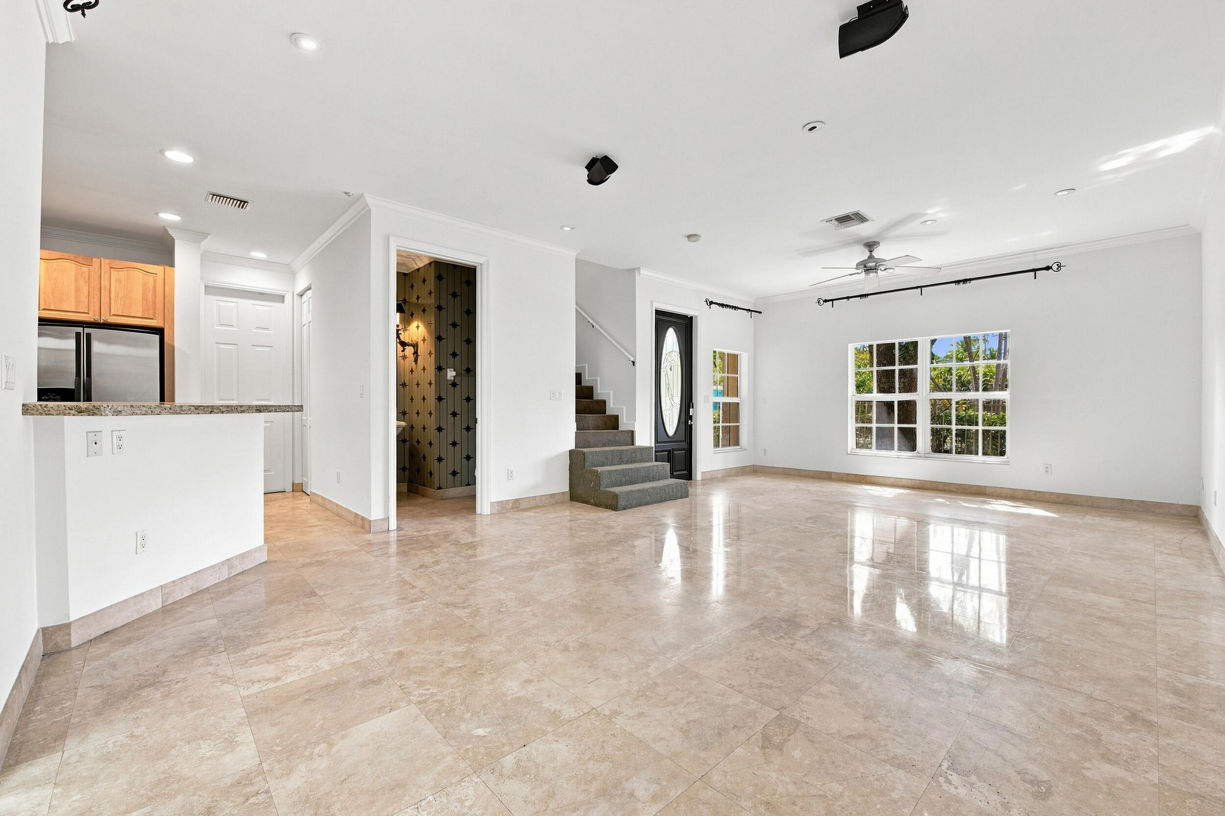 857 SW 11TH Court