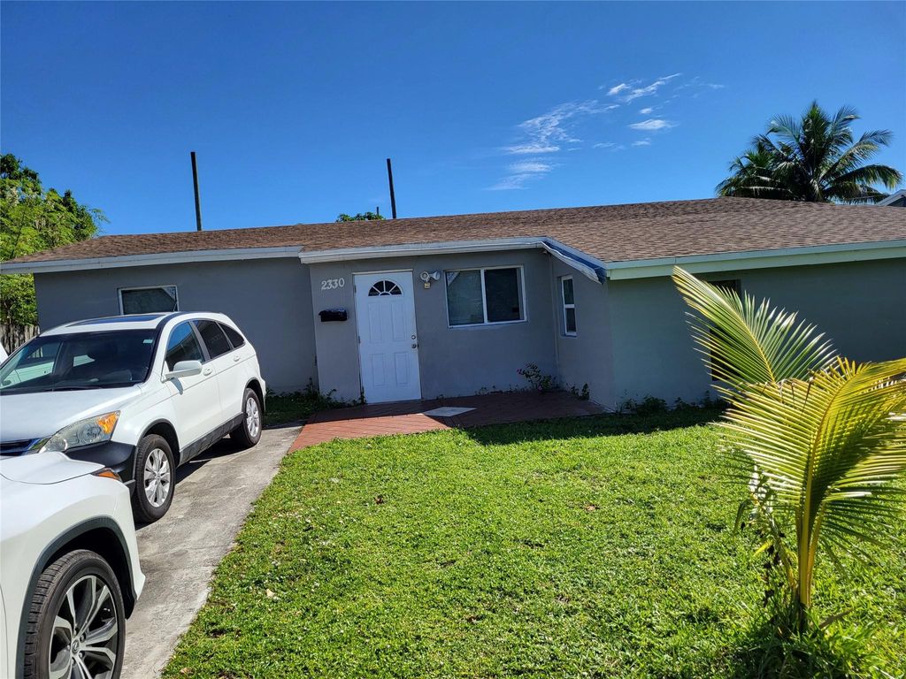 Photo of 2330 NE 1st Ave, Pompano Beach, FL 33060 (MLS # F10534665)