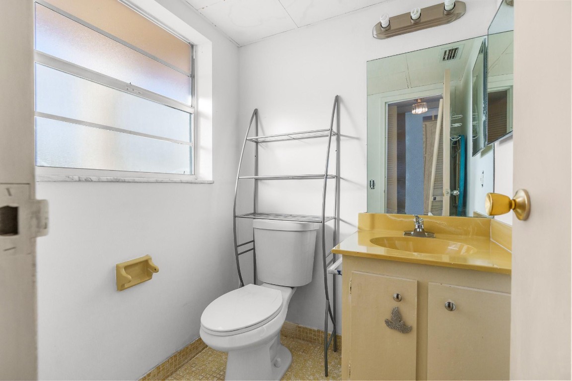 Oriole Golf & Tennis Club - Residential