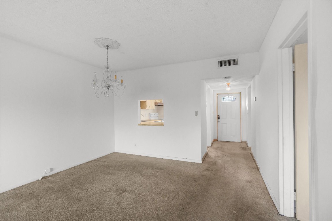 Oriole Golf & Tennis Club - Residential