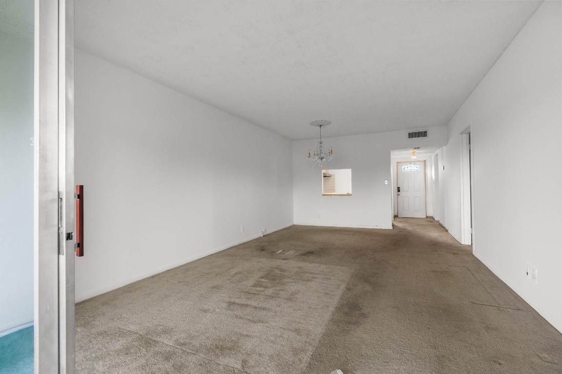 Oriole Golf & Tennis Club - Residential