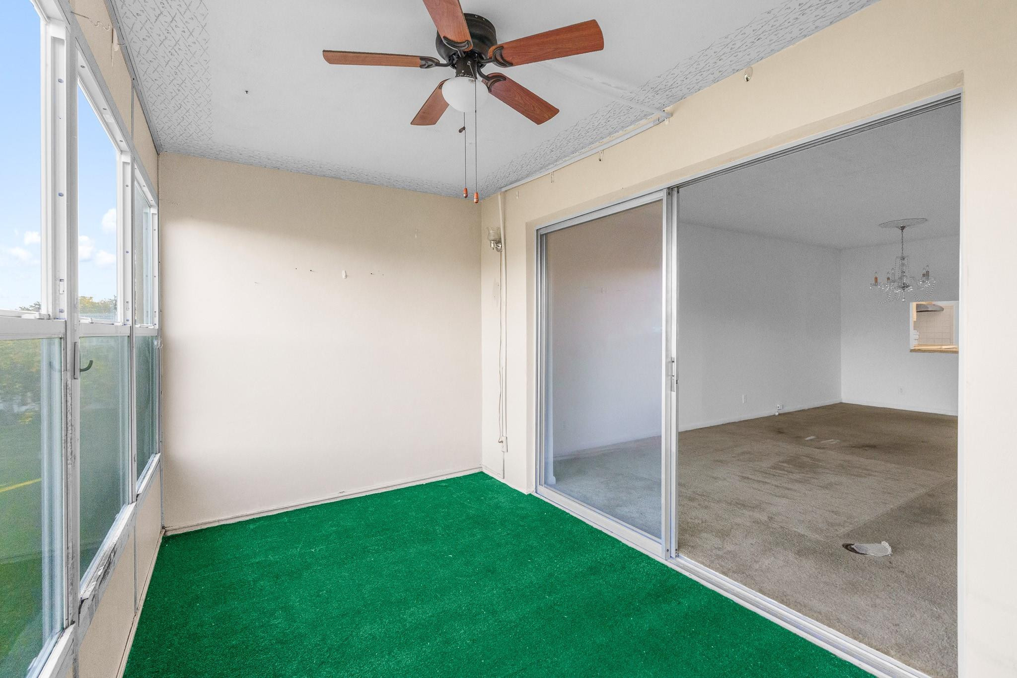 Oriole Golf & Tennis Club - Residential