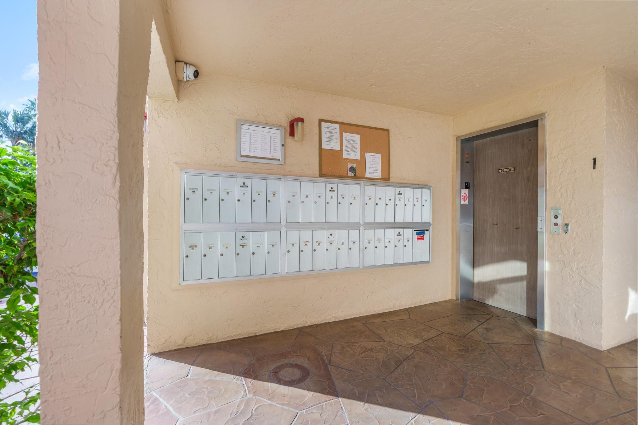 Oriole Golf & Tennis Club - Residential