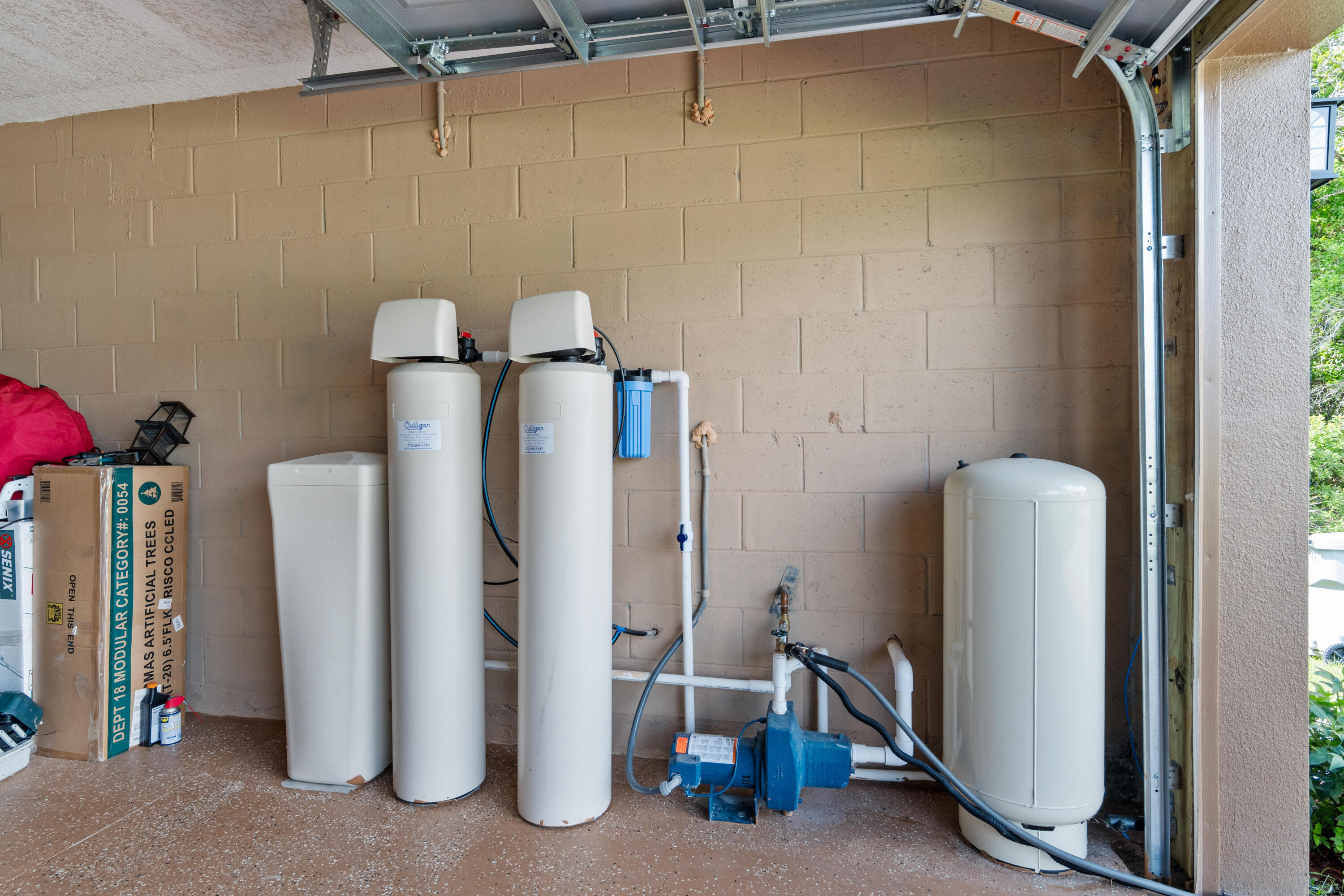 VERO LAKE ESTATES UNIT H-3 - Residential