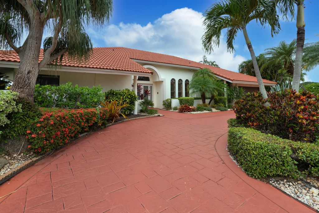 Photo of 11319 Boca Woods Lane, Boca Raton, FL 33428 (MLS # R11003818)