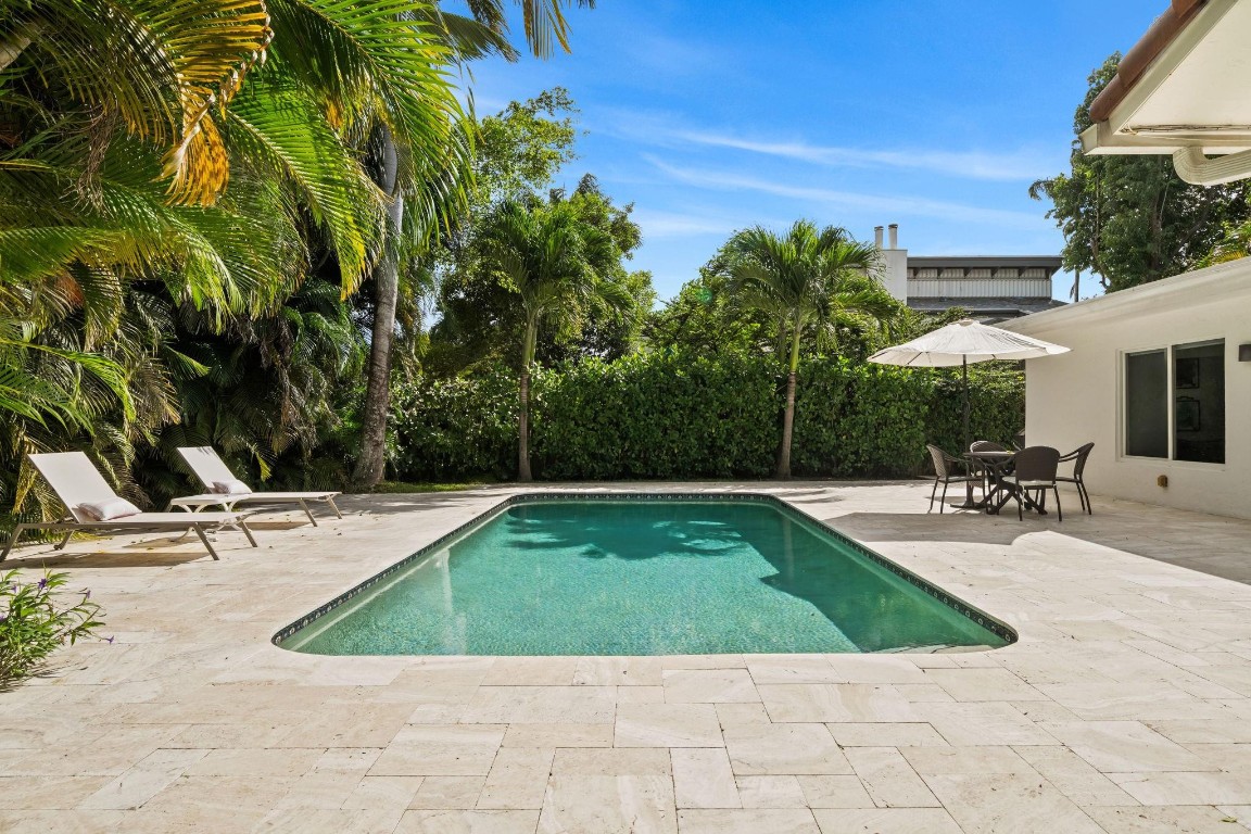 BARCELONA ISLE - Residential