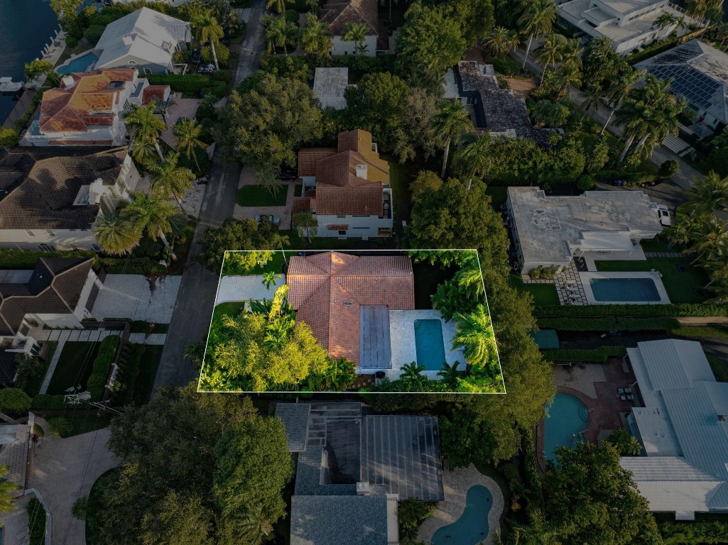 BARCELONA ISLE - Residential