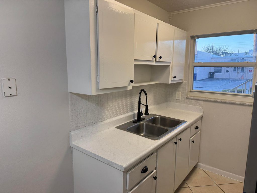 Photo of 111 N L Street #5, Lake Worth Beach, FL 33460 (MLS # R11163225)
