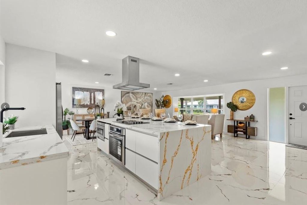 Photo of 1365 SW 14th Street, Boca Raton, FL 33486 (MLS # F10530515)