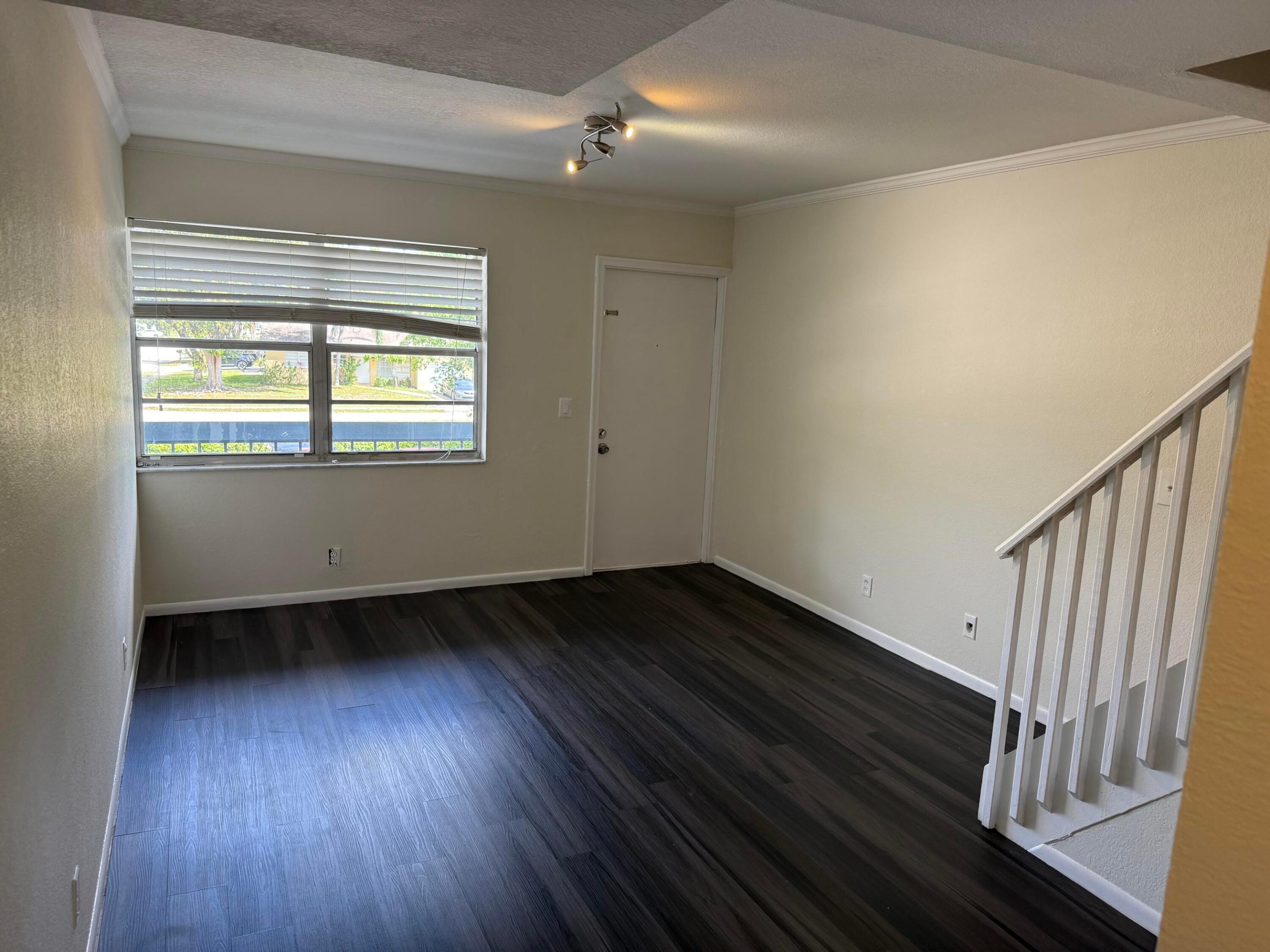 VILLAGE GREEN OF BOCA RATON CONDO - Residential