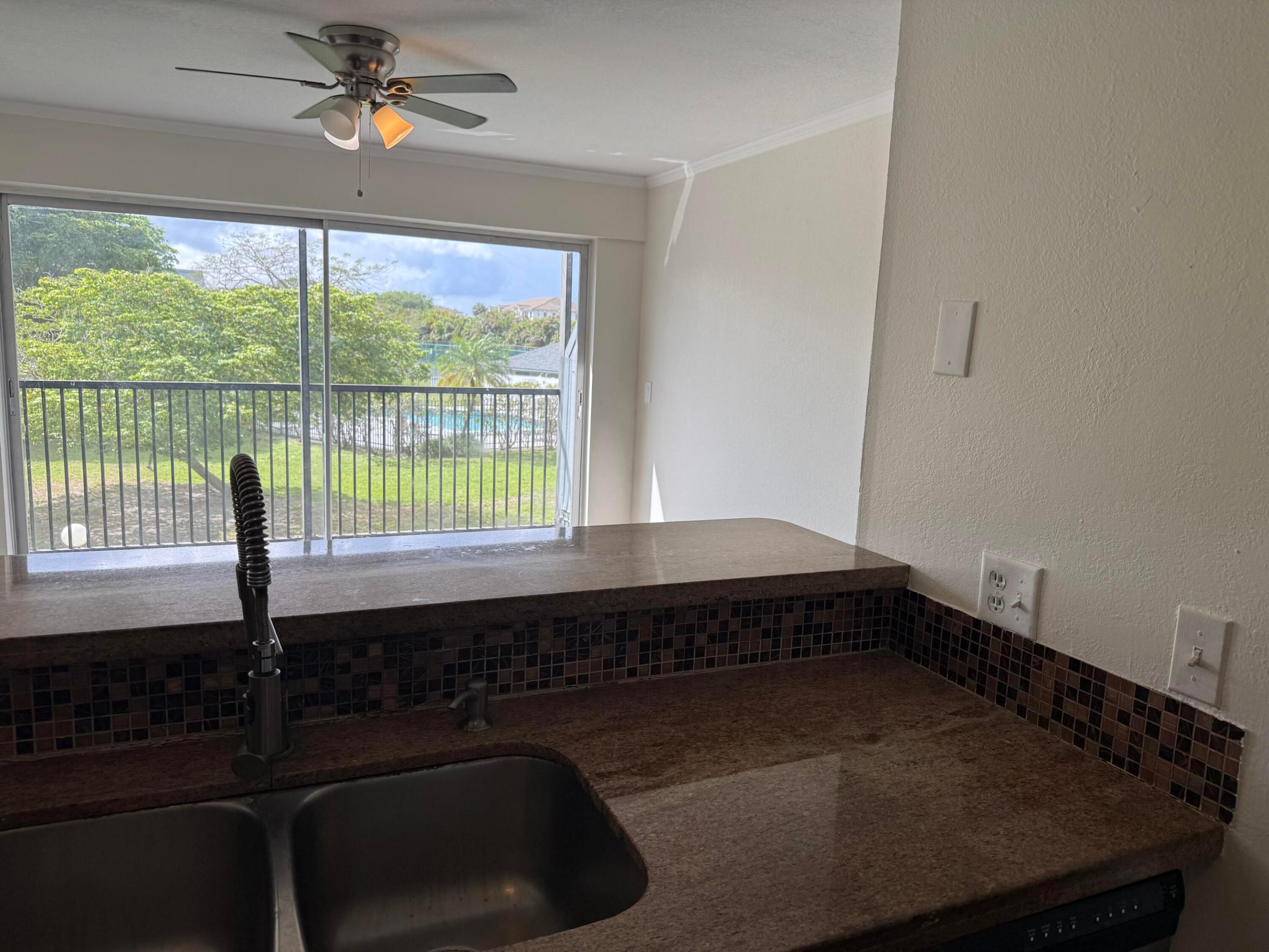 VILLAGE GREEN OF BOCA RATON CONDO - Residential