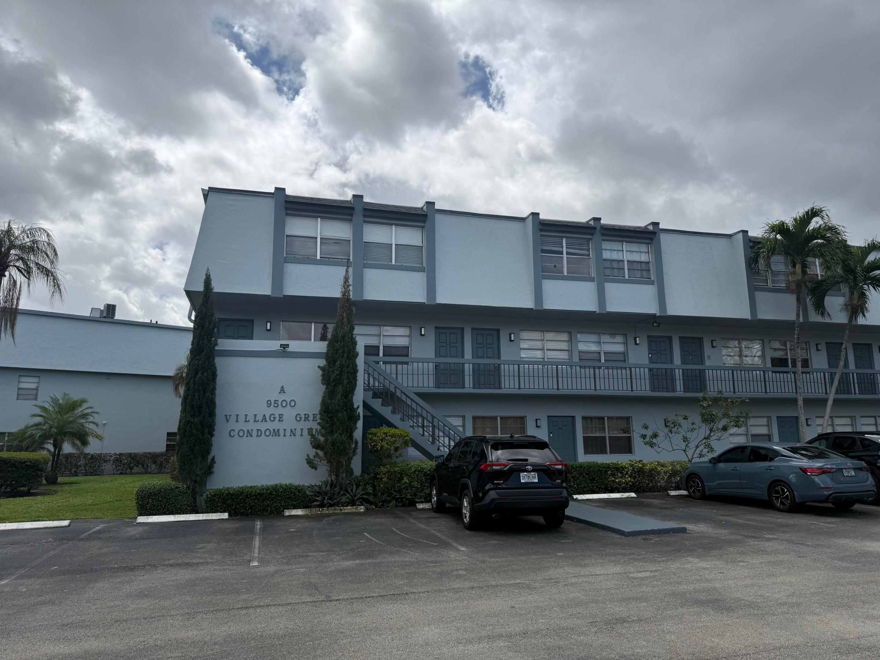 VILLAGE GREEN OF BOCA RATON CONDO - Residential