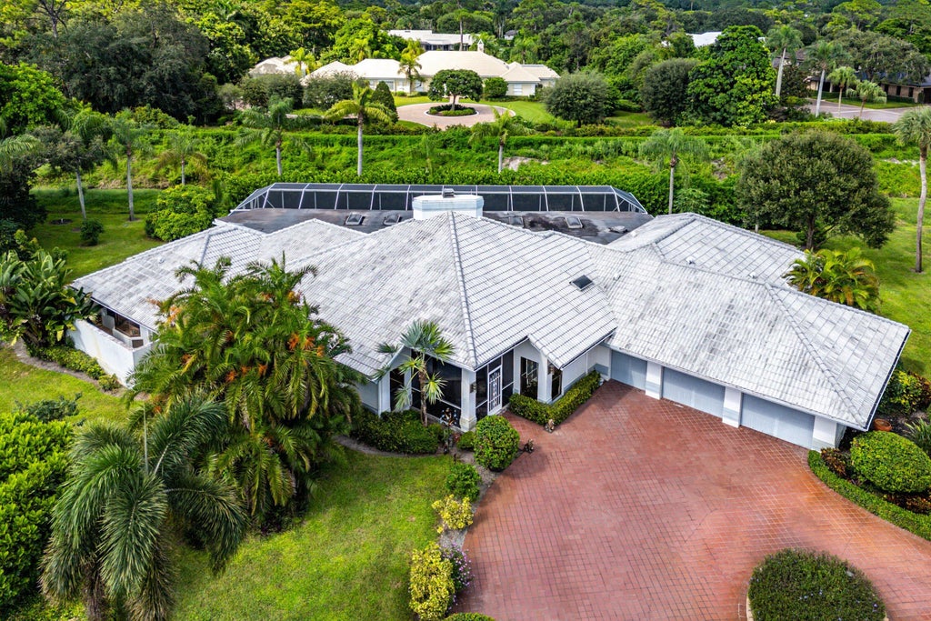 Photo of 56 NORTHWOODS Lane, Boynton Beach, FL 33436 (MLS # B26083746)